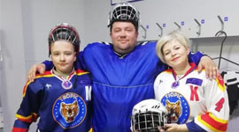 «Мой сын пришел в следж-хоккей мальчиком, а сейчас он благородный мужчина»