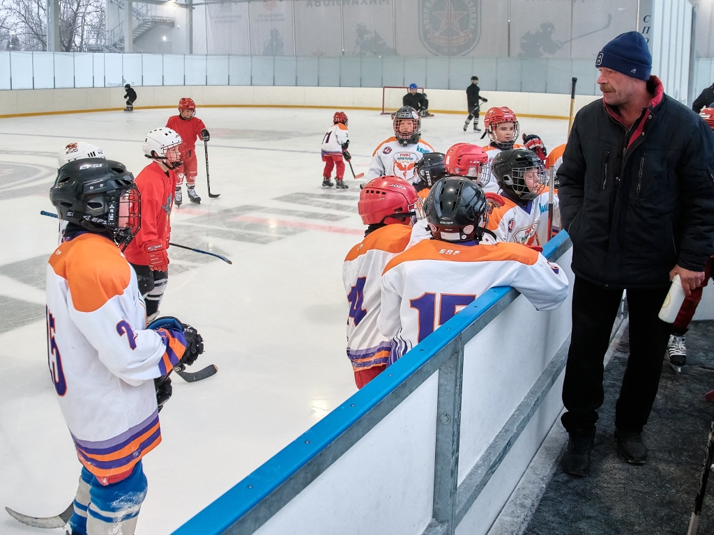 Nj93KFE-1M0.jpg Nj93KFE-1M0.jpg